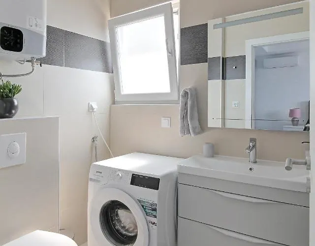 Seaside M 3 -seaview And Parking