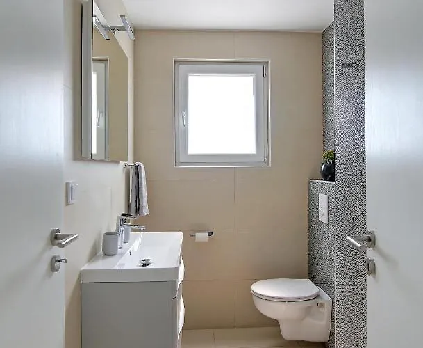 Seaside M 3 -seaview And Parking Apartman