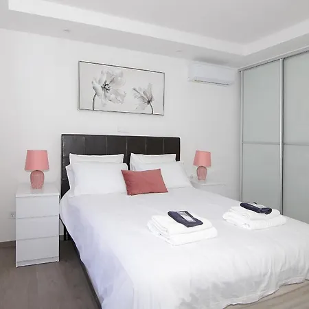 Seaside M 3 -seaview And Parking Apartment